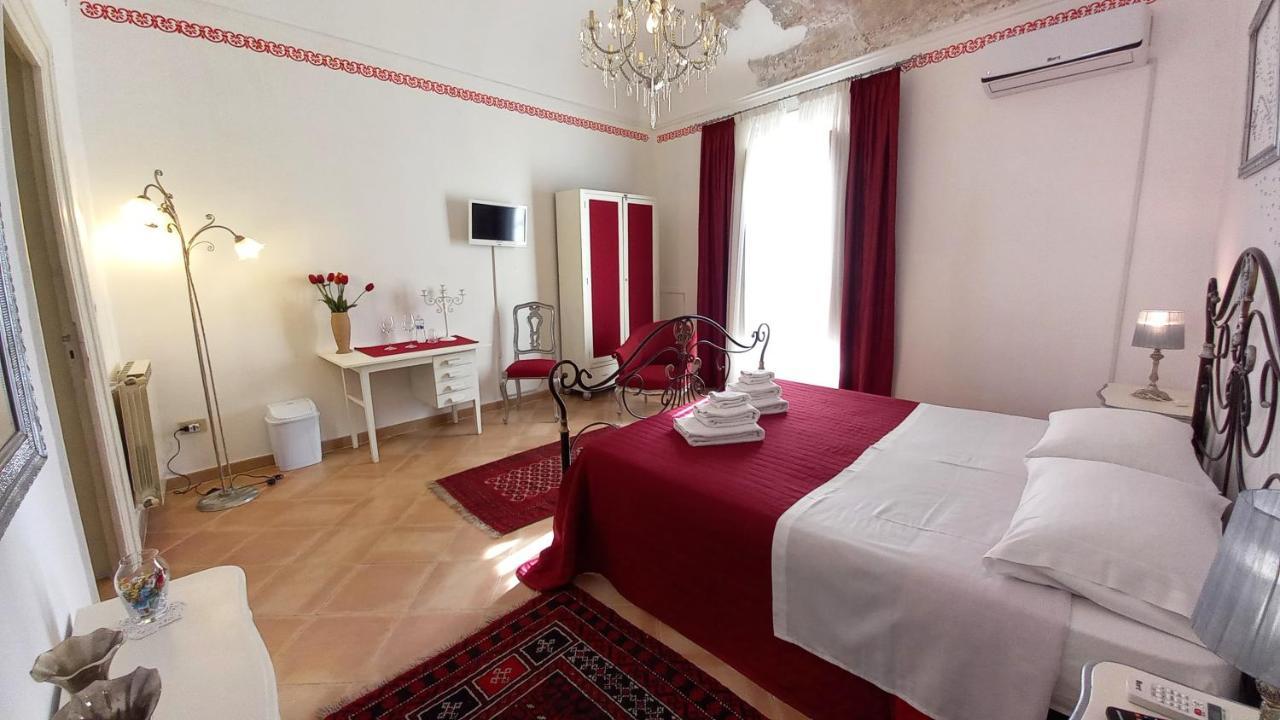 Bed and Breakfast Bed&Book Palazzo Cutelli Палермо Экстерьер фото